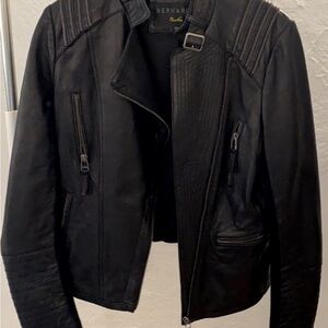 Bernardo Sleek Black Leather Jacket